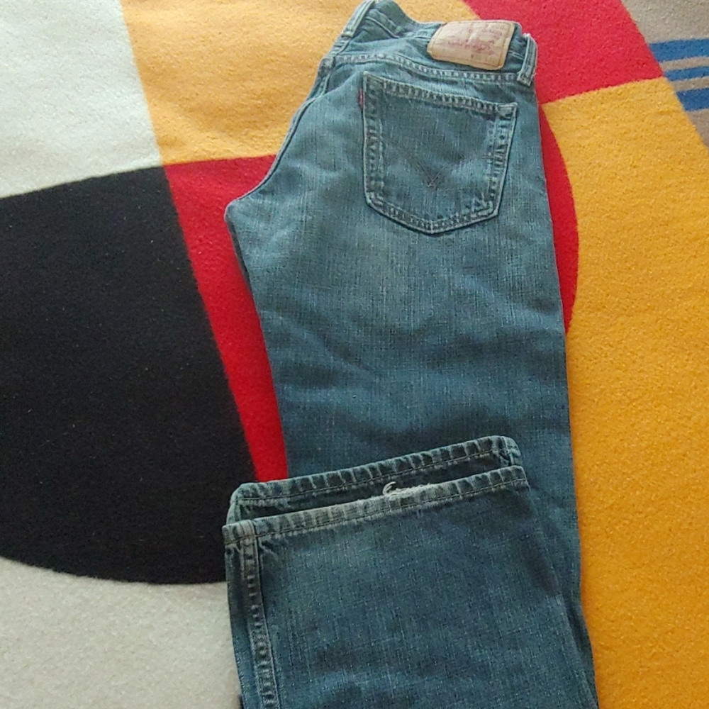 Mens Levi Strauss jeans.
